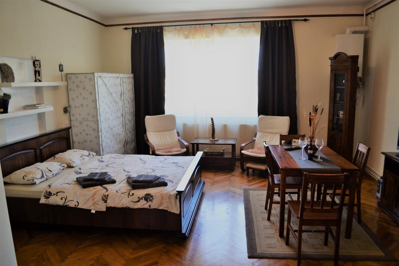 Studio Brasov Apartamento Exterior foto